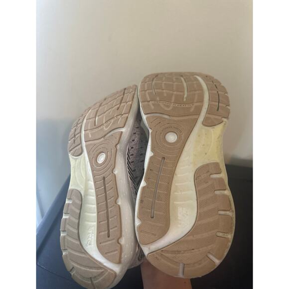 Brooks Glycerin Stealthfit GTS 20 Womens 11 B Shoes Wh/GrayRunning Walking Gym - Picture 6 of 6